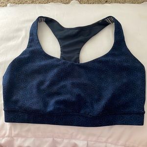 lululemon sports bra